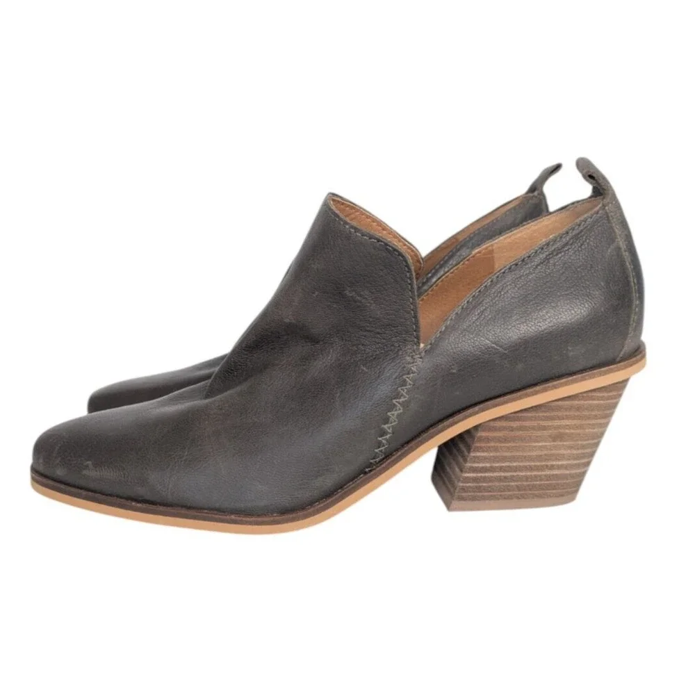 Lucky Brand Victorey Brown Leather Ankle Boots Booties Size 9.5 Pointed Toe